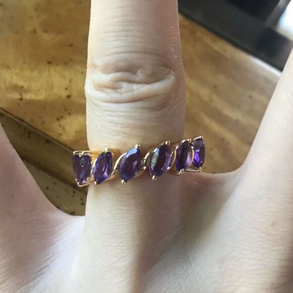 Natural African Amethyst Sterling Silver Ring Size 6 - Picture 1 of 4